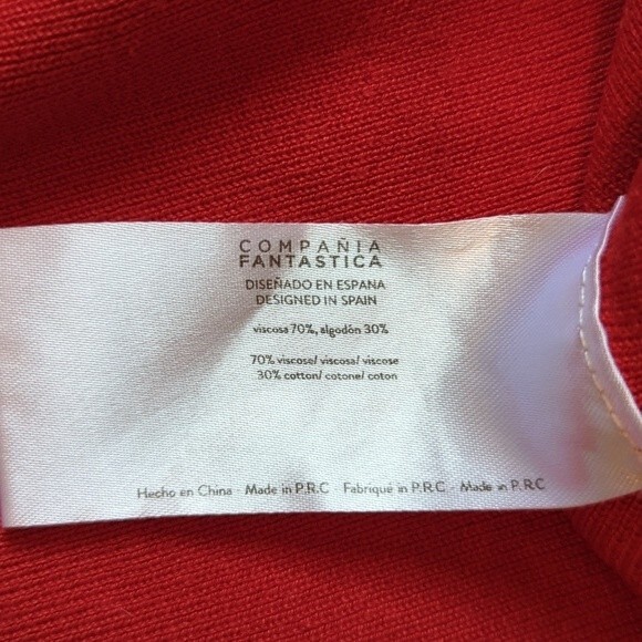 Compania Fantastica Mod Cloth Boxy Oversized Red V-Neck Sweater Size Medium - Picture 4 of 7